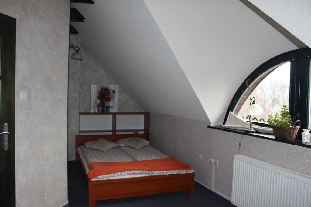 Homestay Privat Pri Hradbach